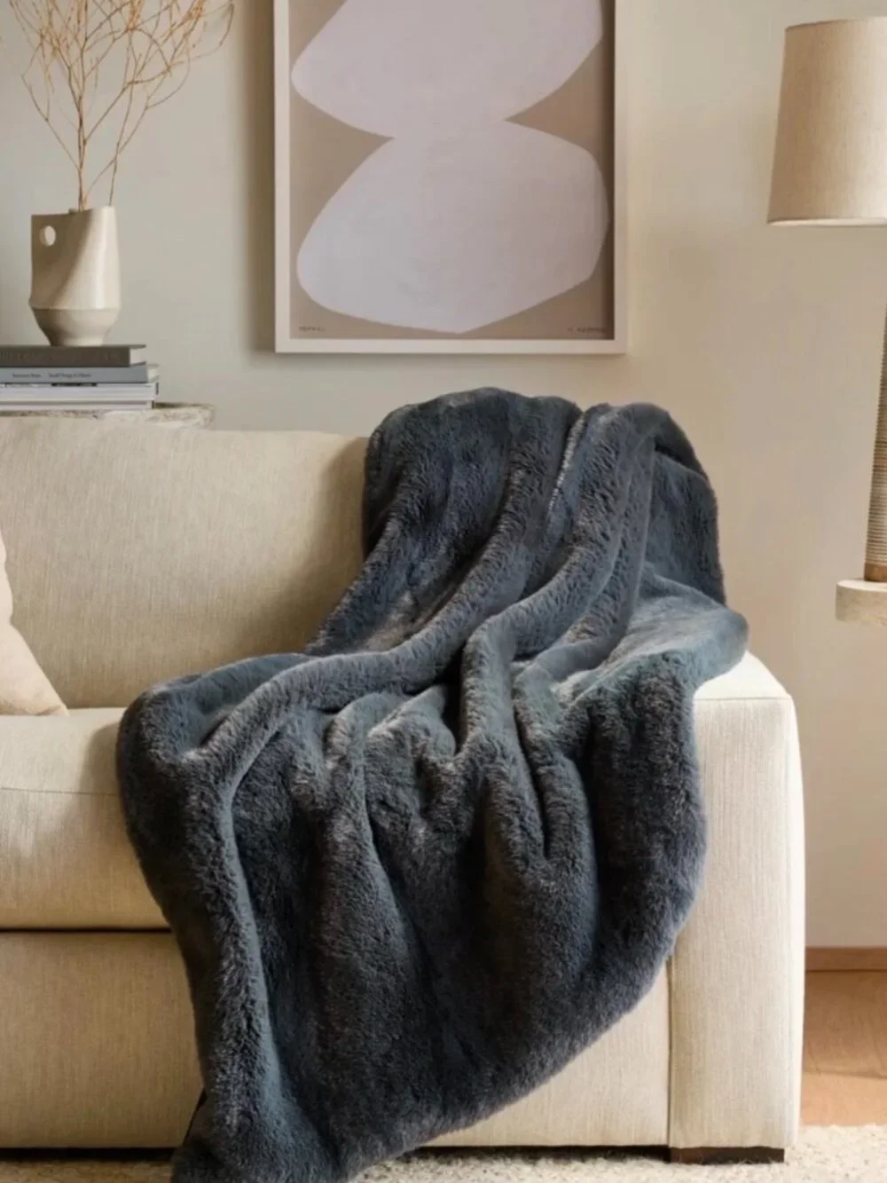 NWOT Quince Plush Faux Fur Throw Blanket - Charcoal Gray/ Slate
